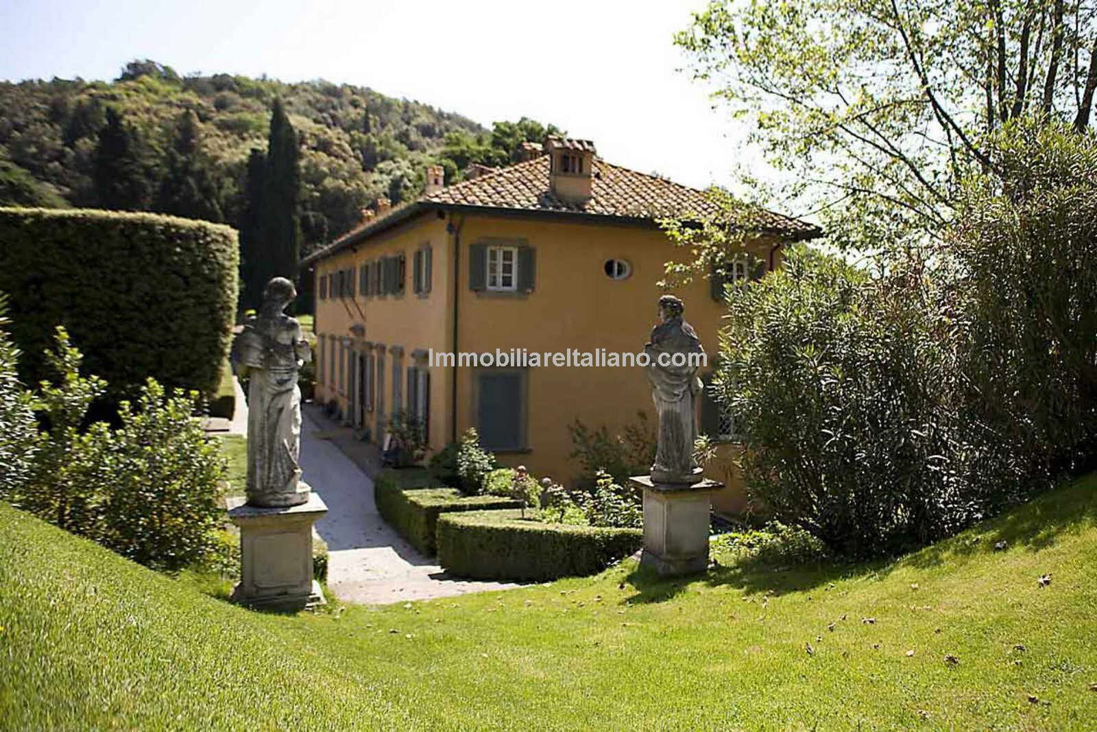 Luxury Historic and Palatial Italian Property Tuscany Immobiliare Italiano