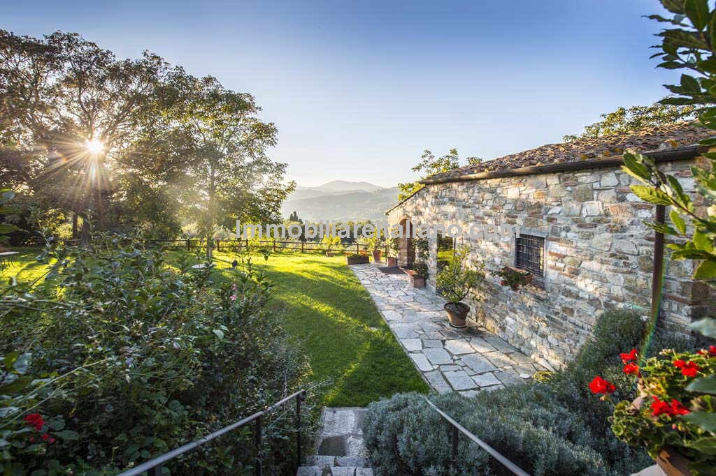 SOLDSmall organic farm, agriturismo/B&B for sale