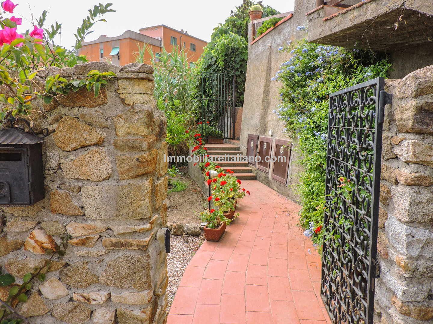 Italian Seaside Villa Immobiliare Italiano