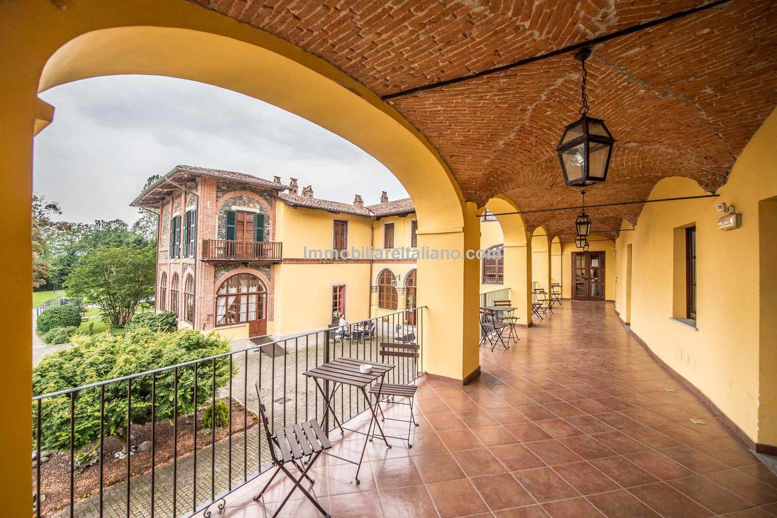 Hotel Real Estate Italy Immobiliare Italiano