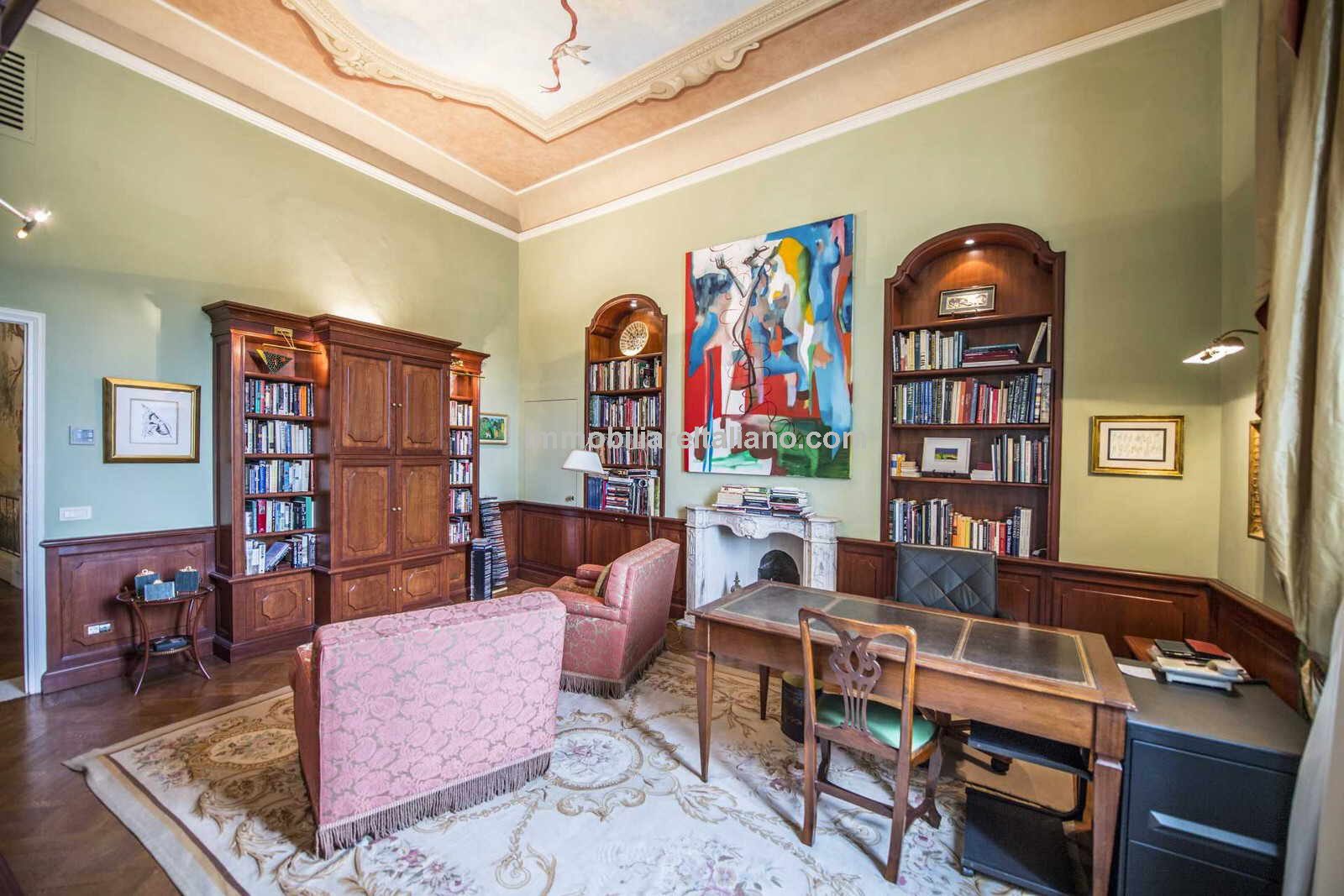 Apartment for sale Central Florence Italy Immobiliare Italiano