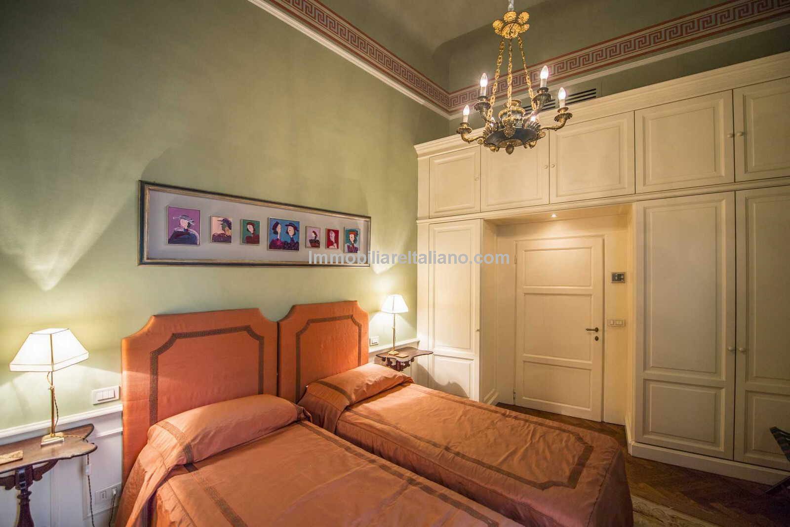 Apartment for sale Central Florence Italy Immobiliare Italiano