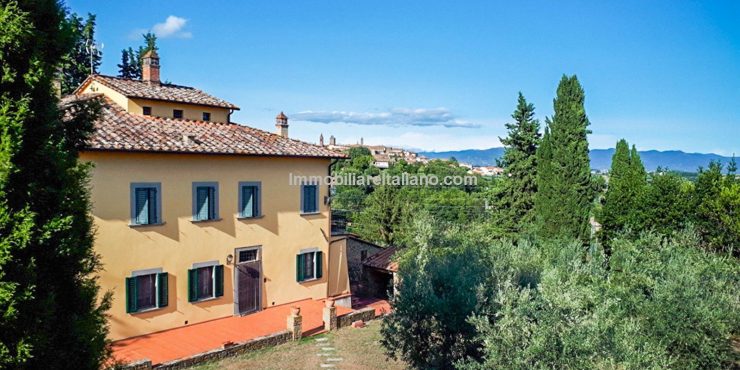 SOLD19th Century villa