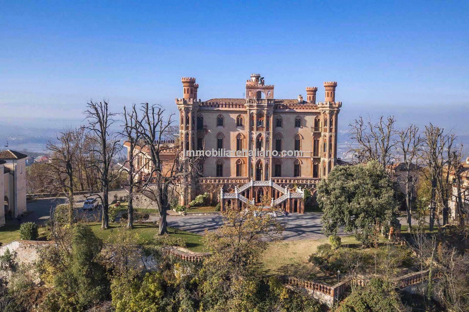Castle for sale in Piedmont Italy Immobiliare Italiano
