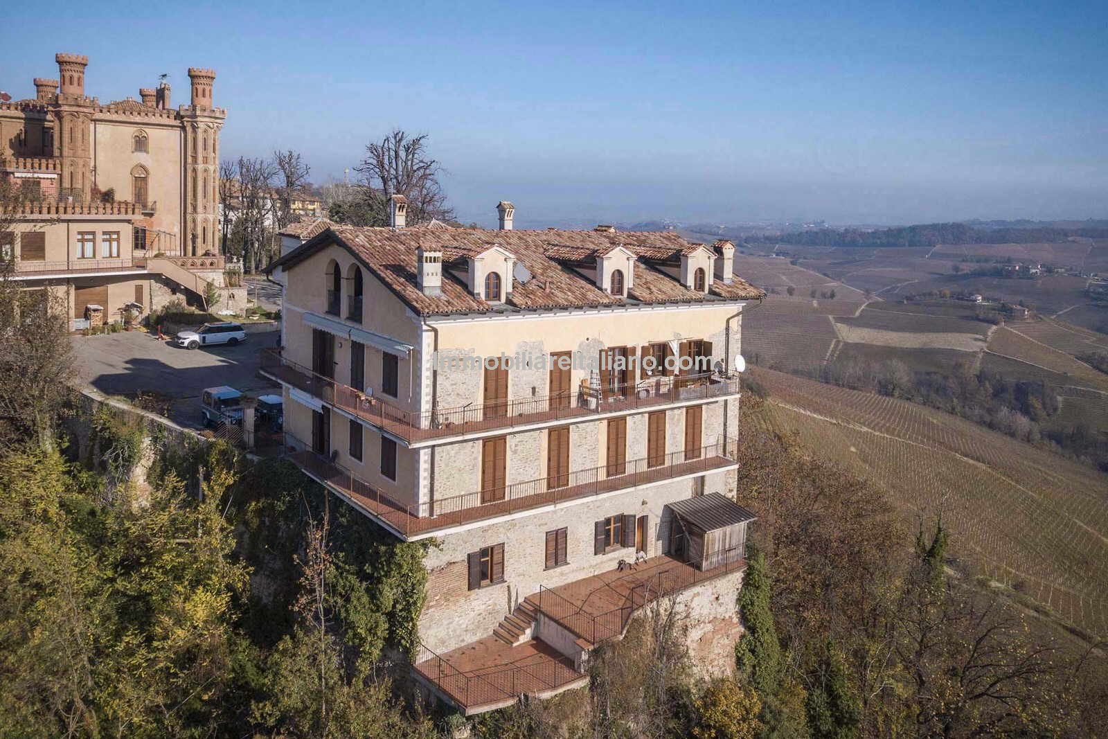 Castle for sale in Piedmont Italy Immobiliare Italiano