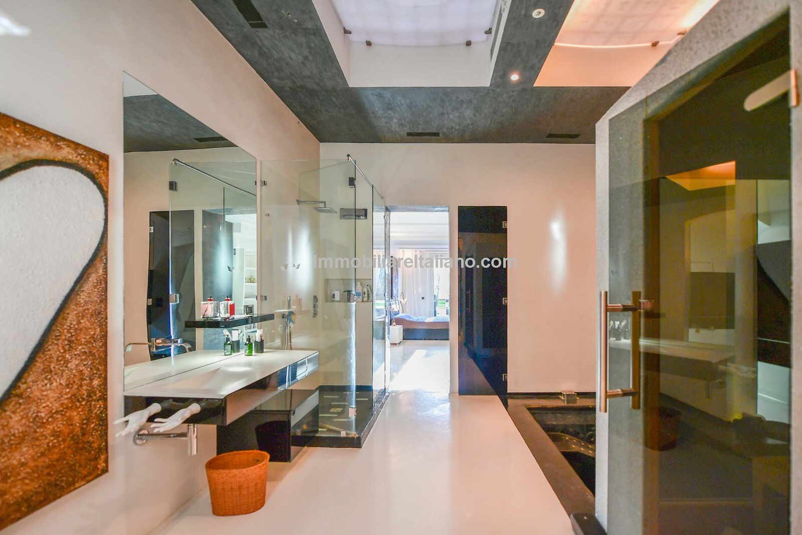 Apartment for sale Central Florence Italy Immobiliare Italiano