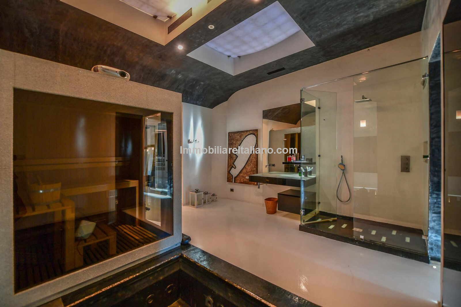 Apartment for sale Central Florence Italy Immobiliare Italiano