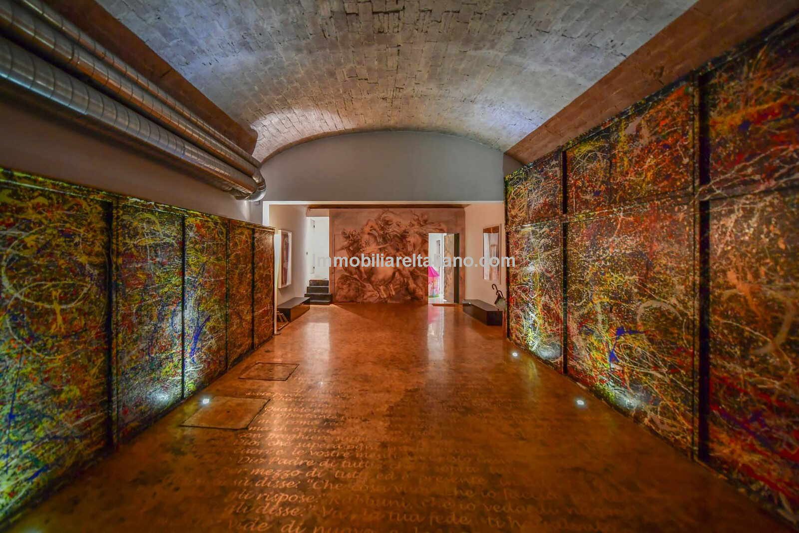 Apartment for sale Central Florence Italy Immobiliare Italiano