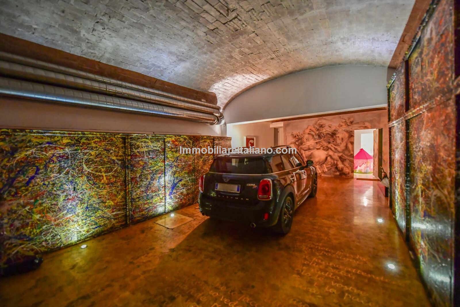 Apartment for sale Central Florence Italy Immobiliare Italiano