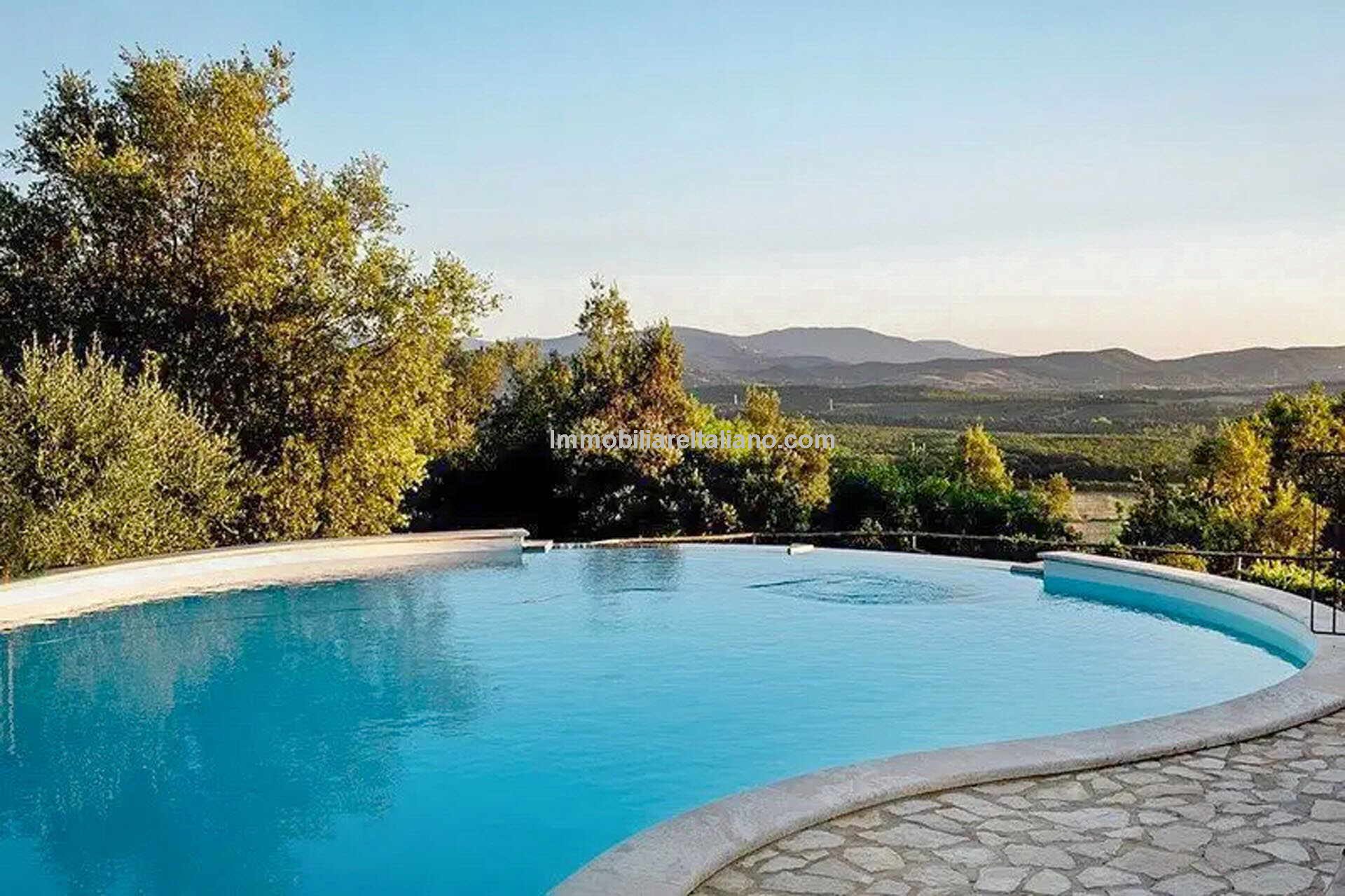 Luxury Italian estate for sale Immobiliare Italiano