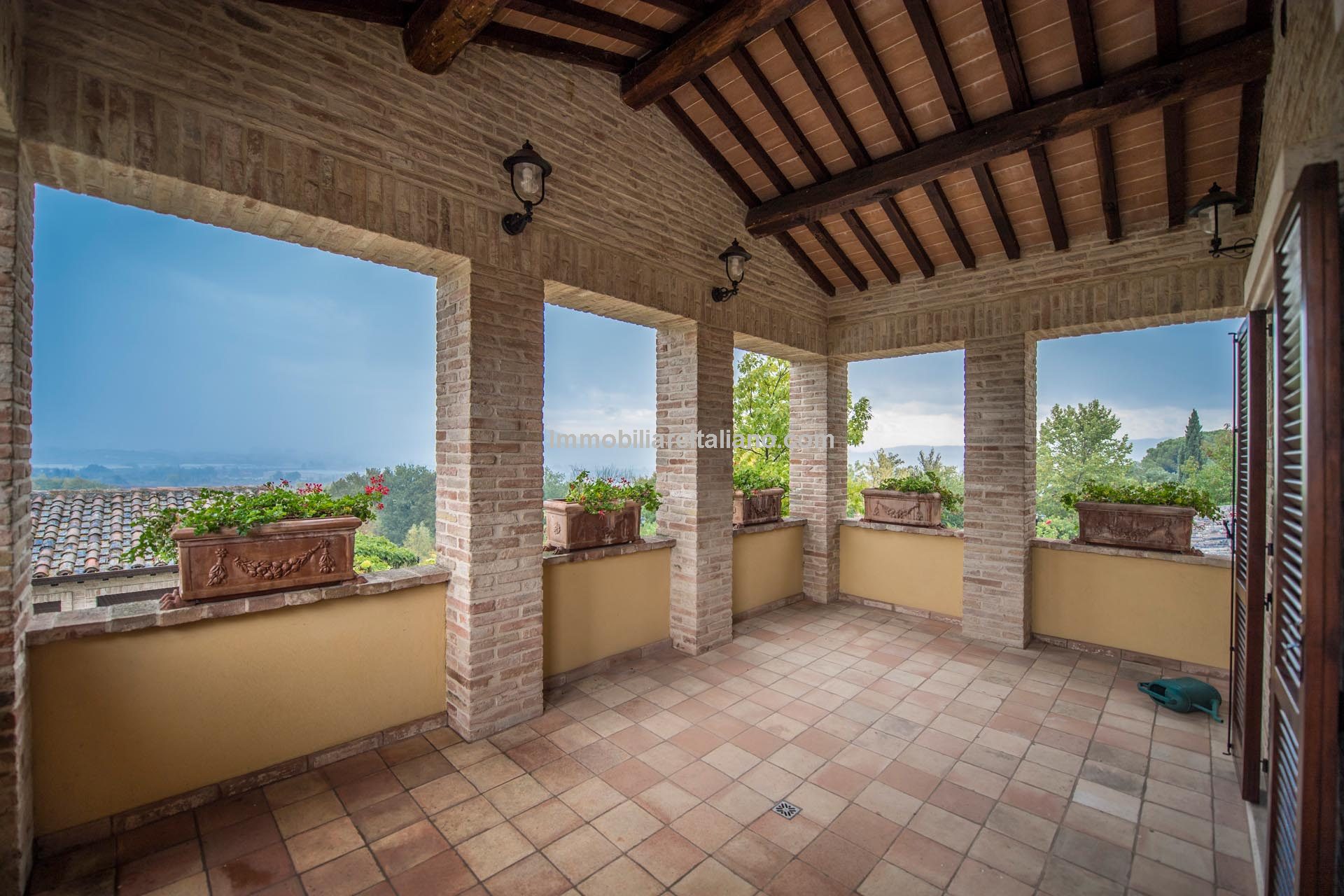 Perugia Real Estate Immobiliare Italiano