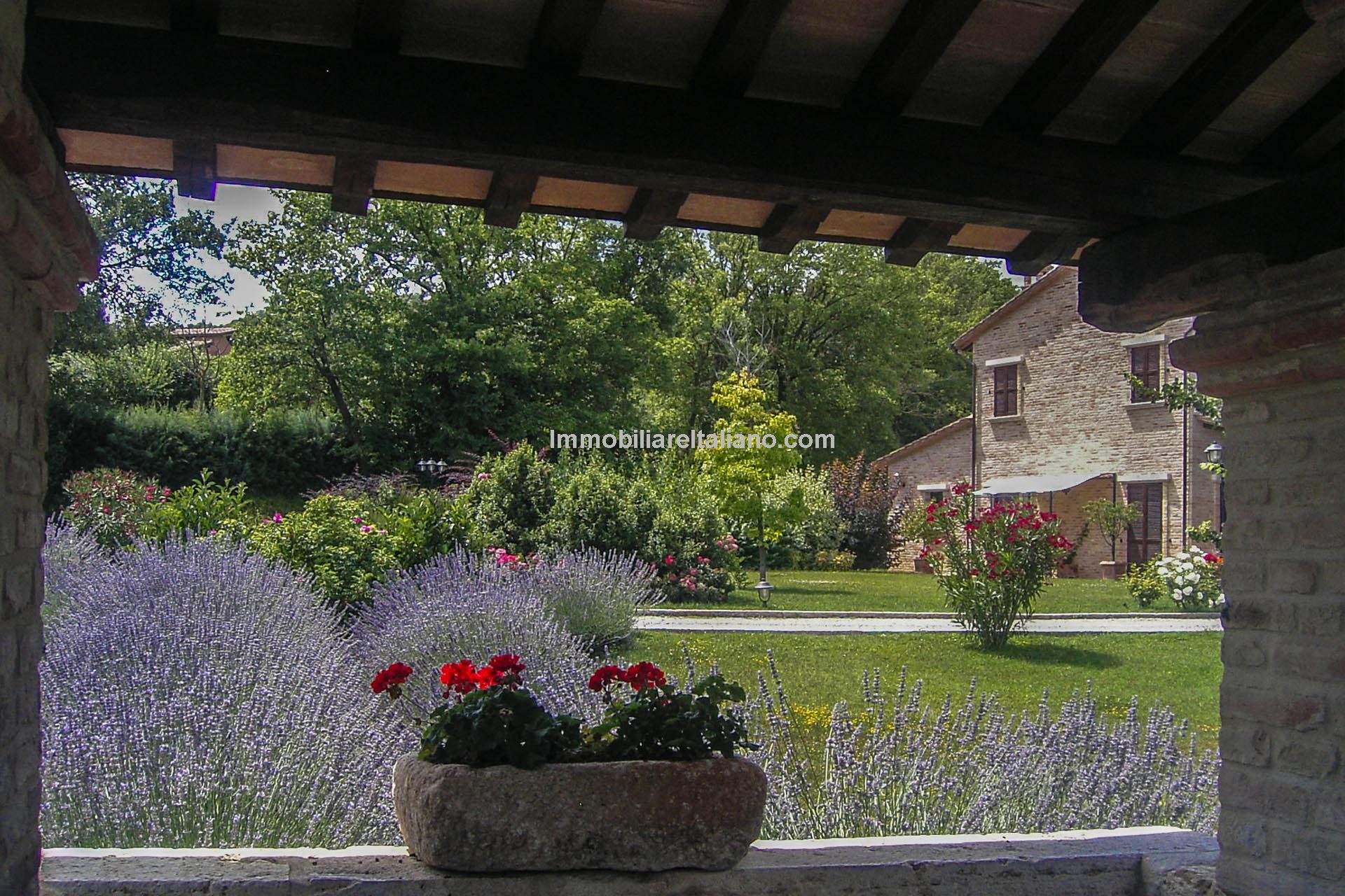 Perugia Real Estate Immobiliare Italiano