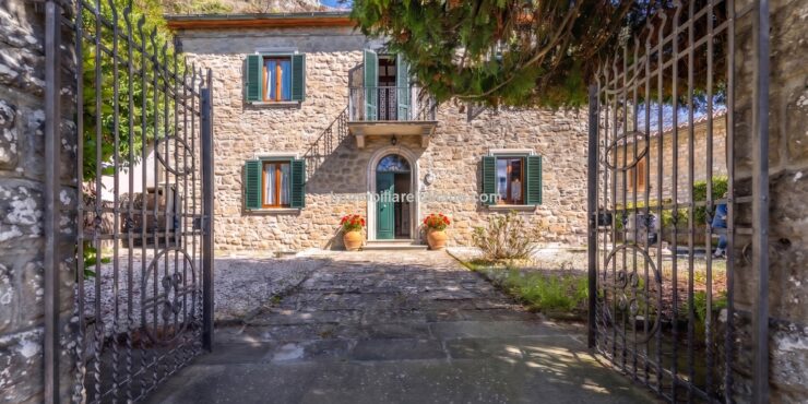 Tuscan house for sale